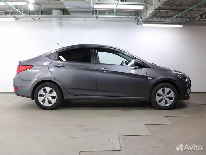 Hyundai Solaris 1.4 AT, 2015, 141 788 км