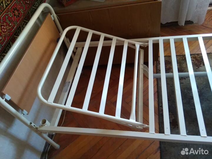 Медицинская кровать, для инвалидов