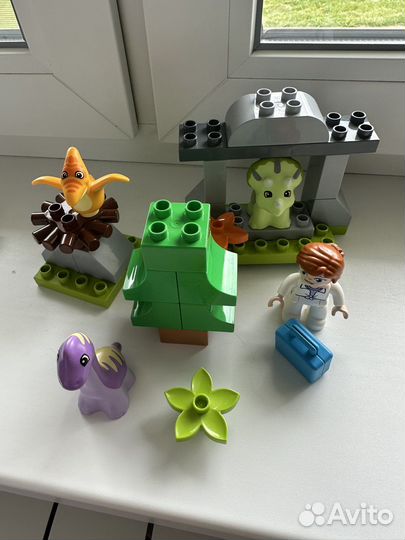 Lego duplo Динозавры Ясли оригинал