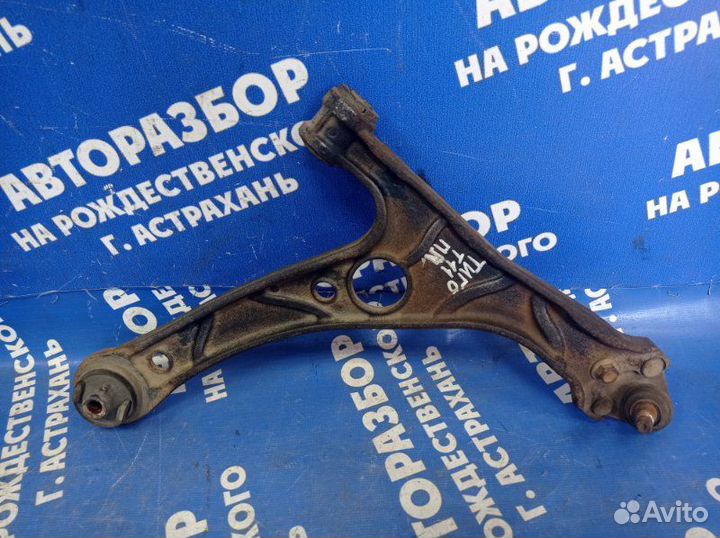 Передний правый рычаг Chery Tiggo T11 Fl