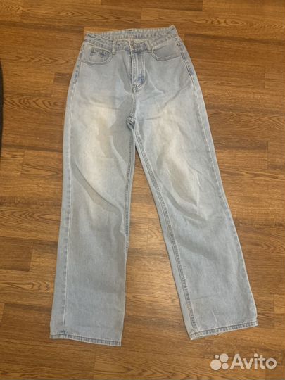 Джинсы голубые