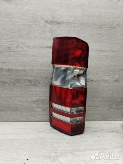 Фонарь задний левый Mercedes Sprinter 906 OM651