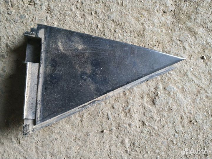 Накладка двери задняя левая Toyota Prius NHW20