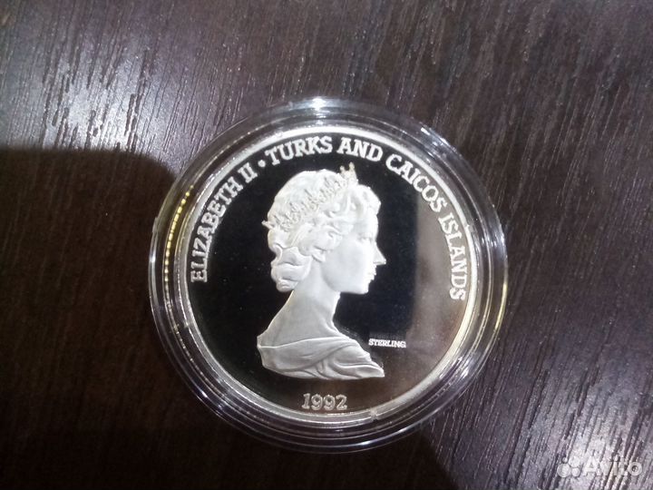 Набор серебряных монет Теркс и Кайкос 20. Колумб