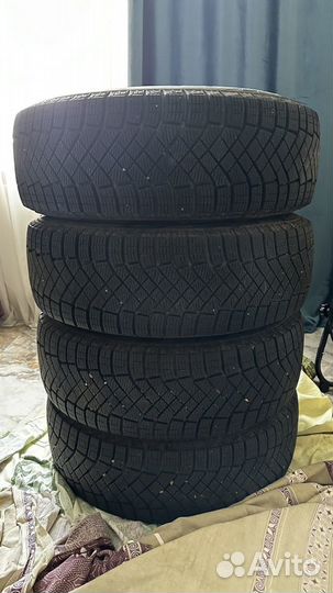 Pirelli Ice Zero FR 195/65 R15 95T