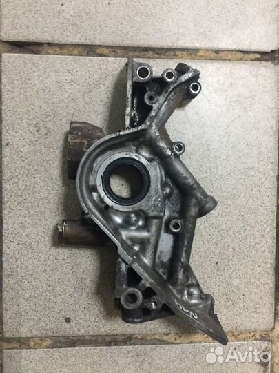 Масляный насос Nissan Maxima A32