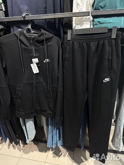 Спортивный костюм Nike