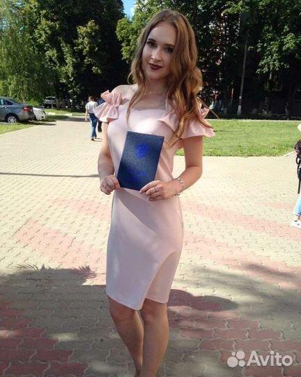 Вечернее платье