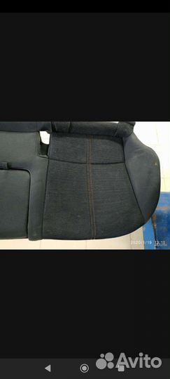 Заднее сиденье subaru