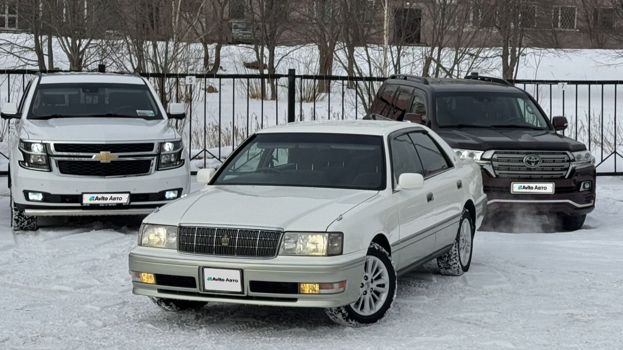 Toyota Crown: фото из отзыва