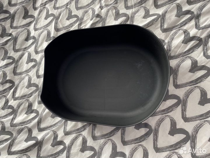 Лоток, миски и лежанка