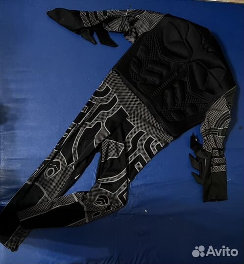 Костюм человека паука