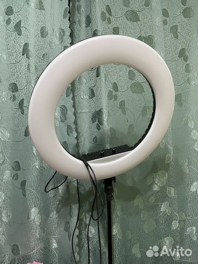 Кольцевая лампа