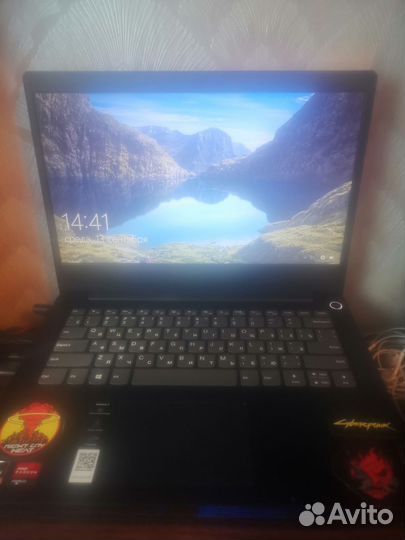 Ноутбук lenovo