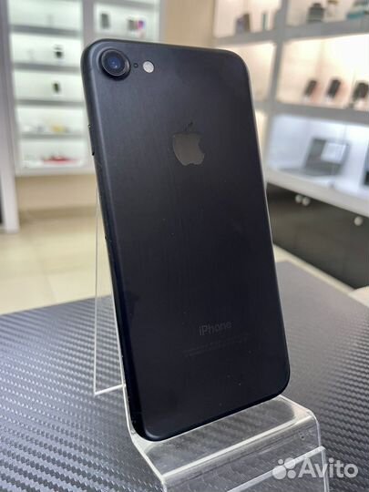 iPhone 7, 128 ГБ
