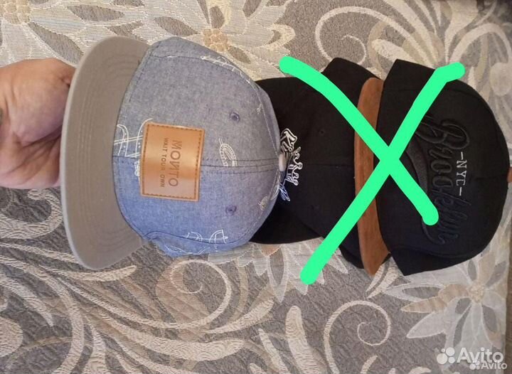 Бейсболка с прямым козырьком