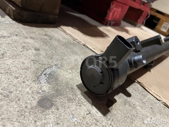 Топливная рампа DAF XF 106 2018 1817900