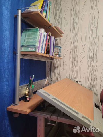 Письменный стол и кресло