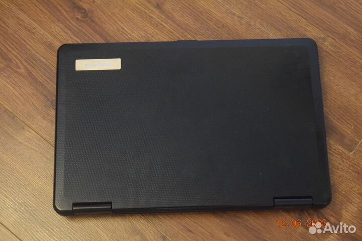 EMachines E725 корпус