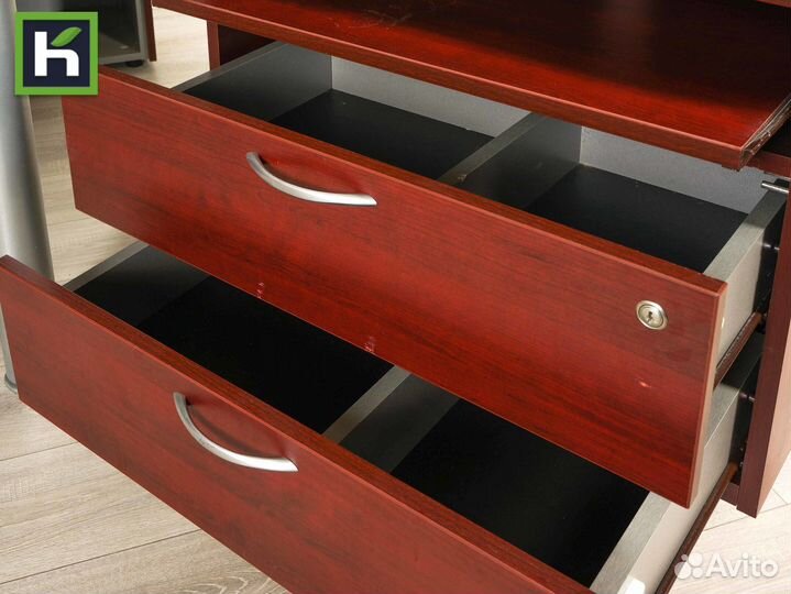 Мебель в кабинет руководителя бу