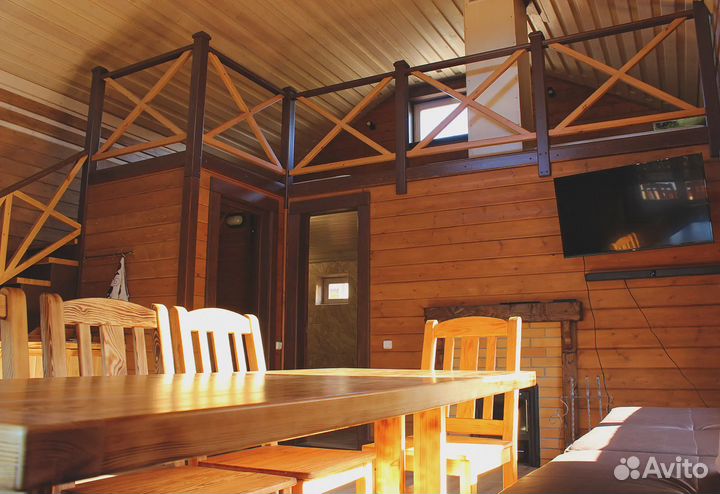 Отдых в загородном доме у реки