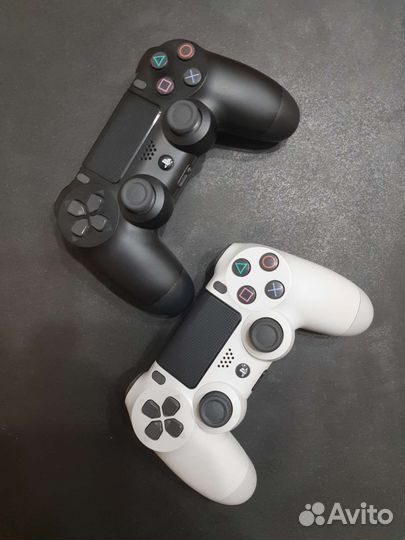 Sony playstation 4 pro 1tb (CUH-7208B)
