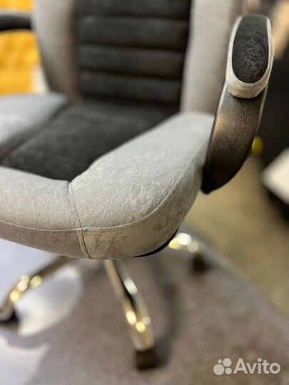 Компьютерное кресло