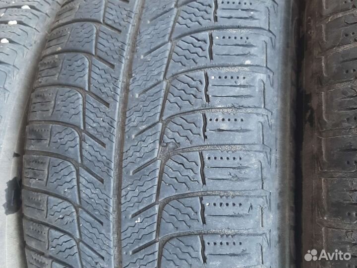 Michelin X-Ice XI3 225/60 R17