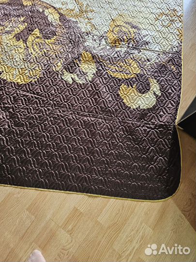 Покрывало на кровать