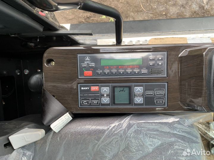 Гусеничный экскаватор Sany SY245H, 2022