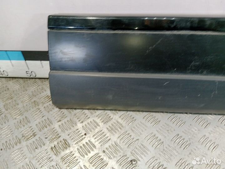 Б/У Накладка двери передней правой Land Rov#001