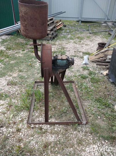 Дробилка для зерна