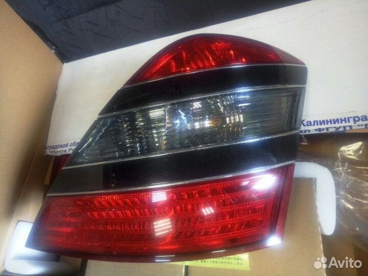 Фонарь правый Mercedes-Benz S-Class W221