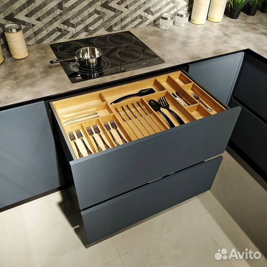 Кухня новая