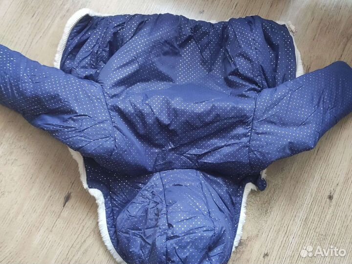 Продам куртку для девочки