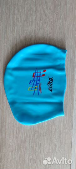 Шапочка для бассейна женская