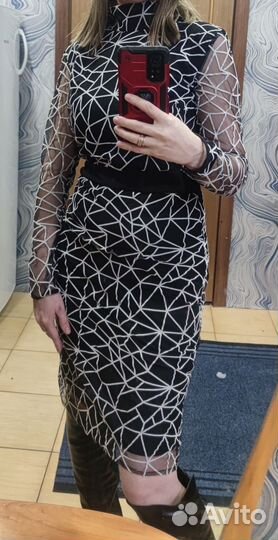 Вечернее платье