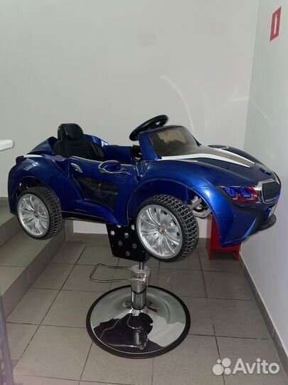 Детское кресло для стрижек(машинка)