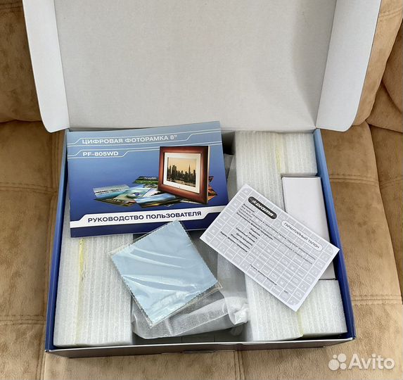 Цифровая фоторамка Digma PF-805WD (новая)