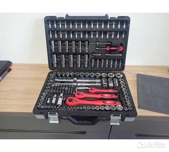 Набор инструментов Intertool ET-7151 151 предметов