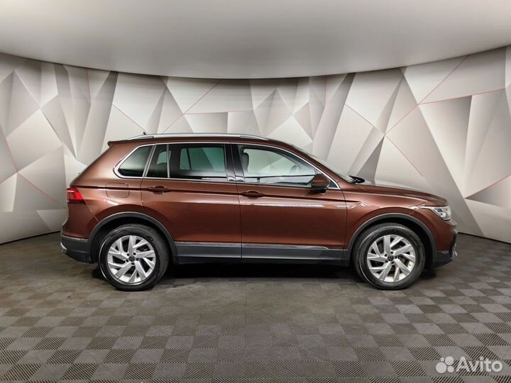 Volkswagen Tiguan 1.4 AMT, 2021, 69 929 км