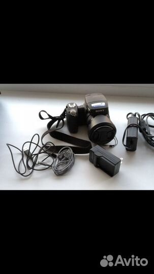 Sony Cyber-Shot DSC-R1