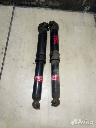 Стойка амортизатора задняя Renault Grand Scenic