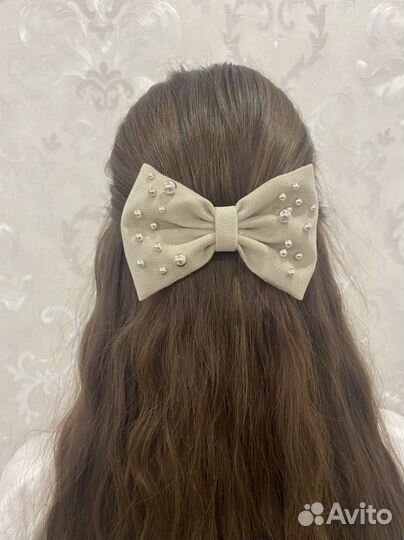 Бант на заколке