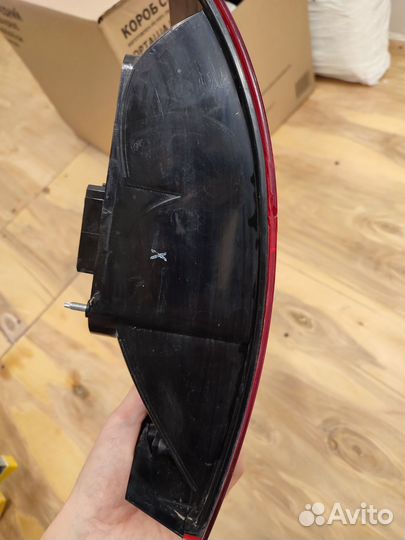 Фонарь задний