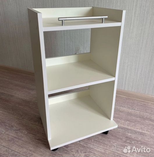 Косметическая тележка