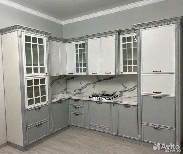 Кухонный гарнитур угловой