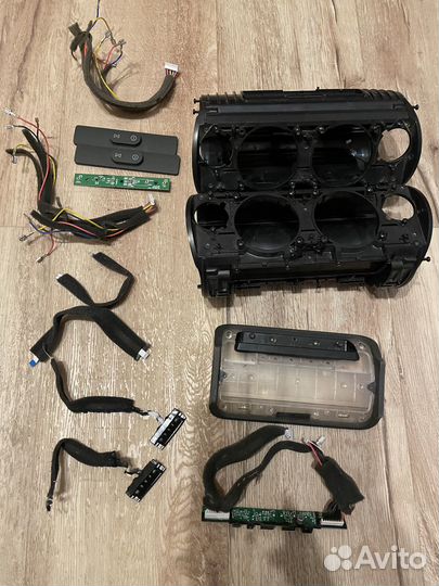 Запчасти на колонку JBL Xtreme