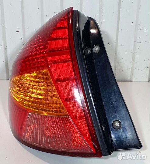 Фонарь задний левый Kia Rio 1 универсал
