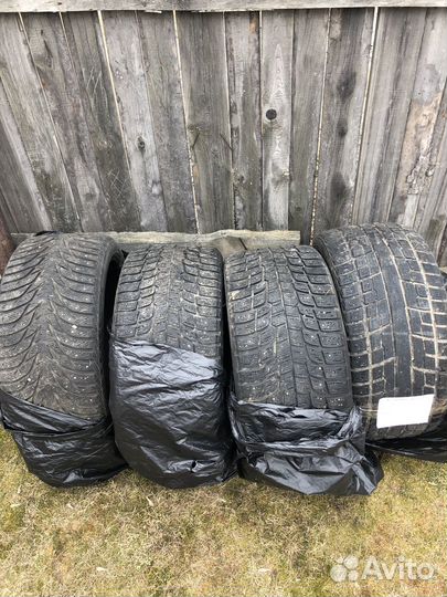 Michelin Latitude Alpin 295/35 R21